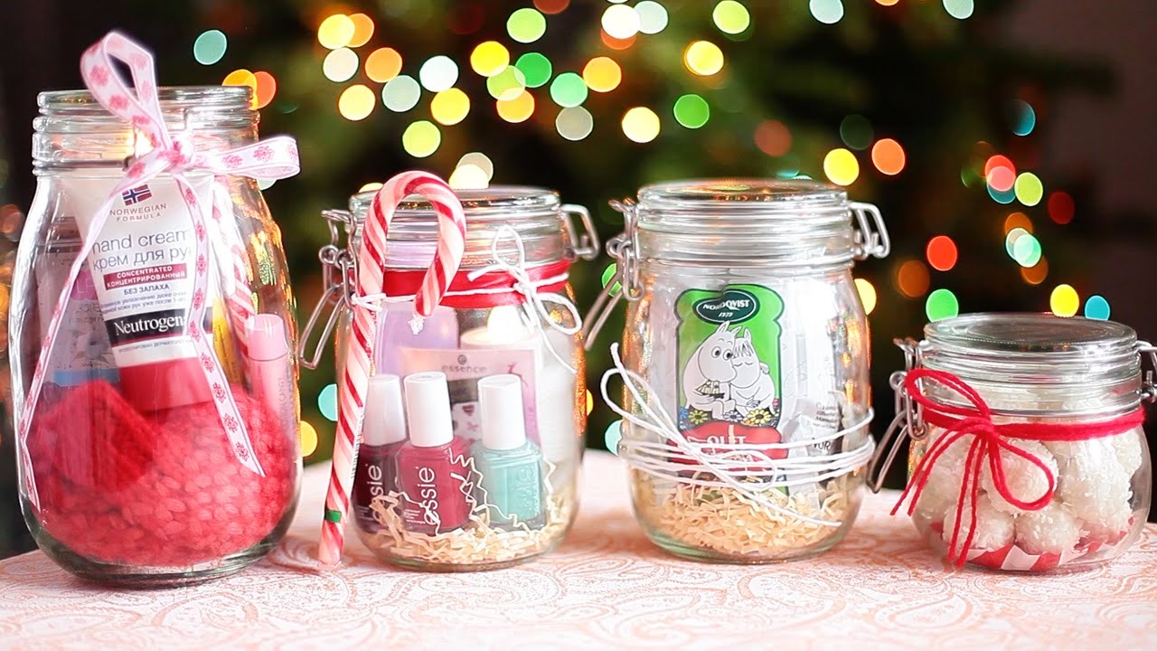 Новогодние подарки: 10 идей, что можно купить на праздник до тысячи рублей
